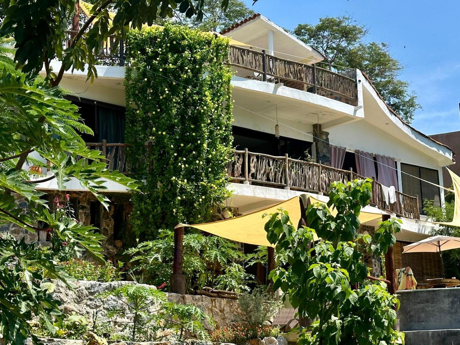 Casa Jasmin Bed & Breakfast Troncones Exterior photo
